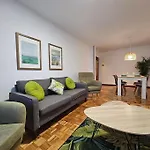 633a 3 Dorm Y Garaje By R2r Consulting Apartment *