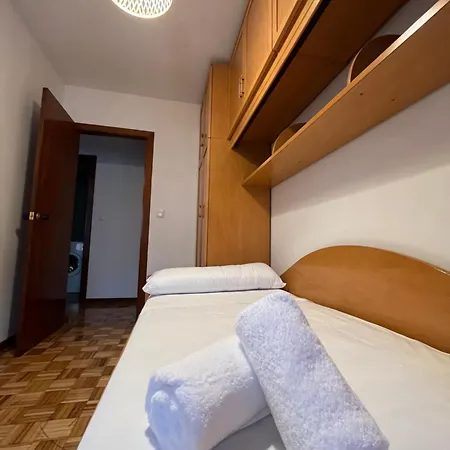 R2R - Colloto 3 Dorm Y Garaje - 633A * Santa Eulalia